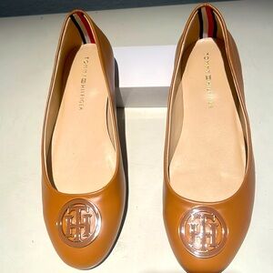 Ballerina flats. Tommy HilfigerWomen's Ganimay Classic Ballet Flats. Barely worn